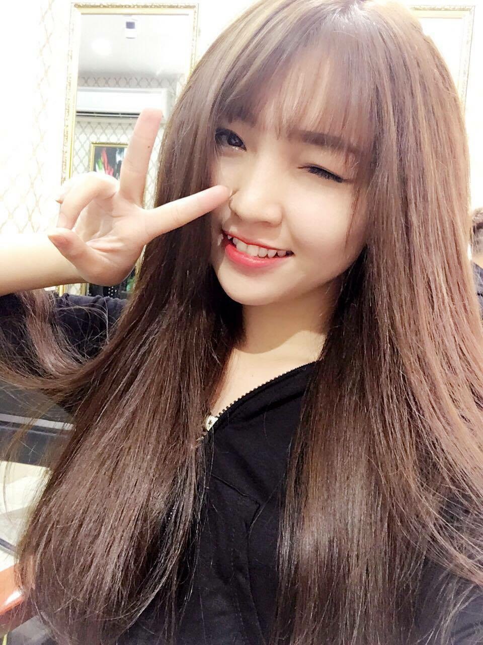 Tìm hot girl ở đâu xa khi giới streamer cũng có những cô nàng xinh hết phần người khác